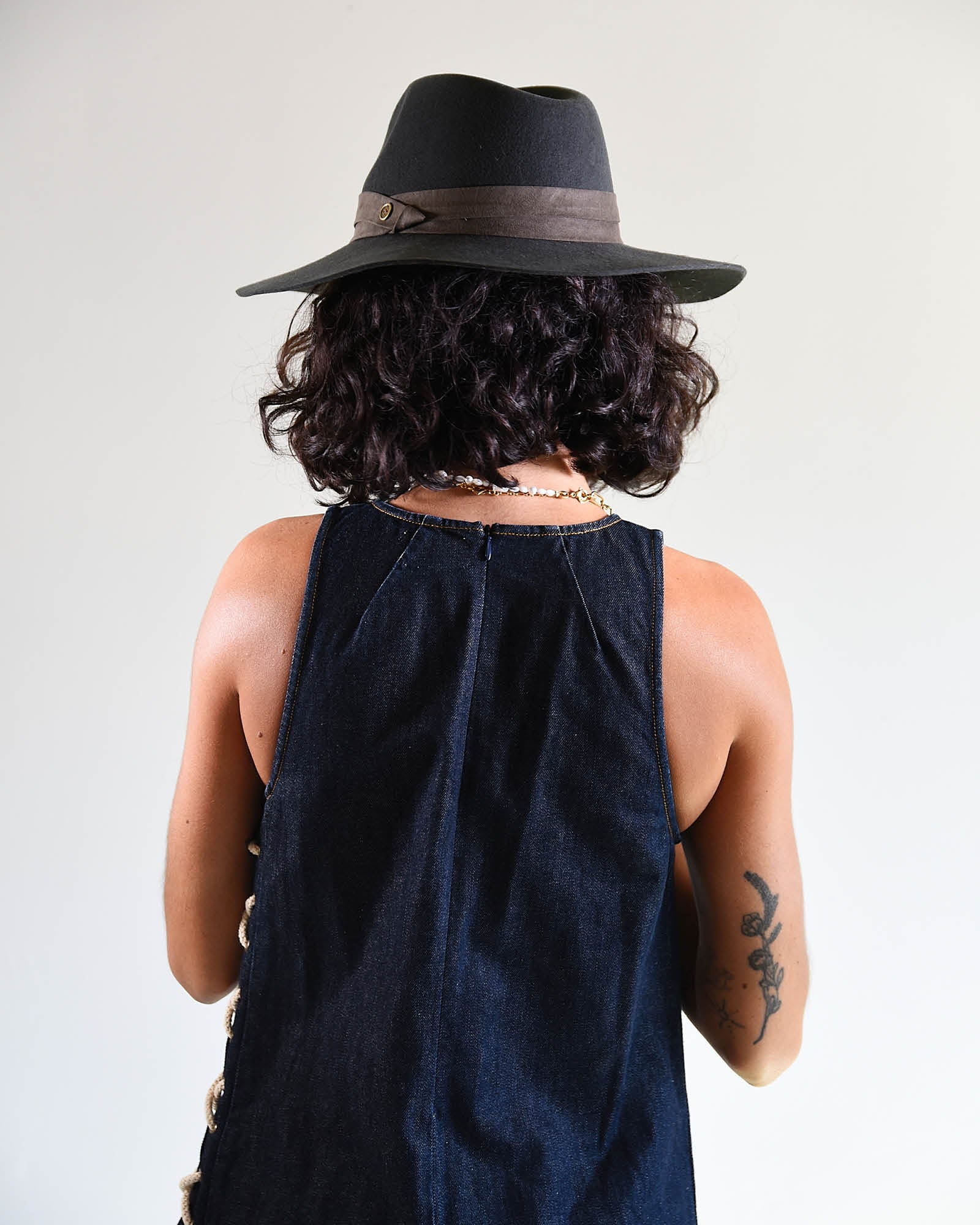 Structured Dusty Green Wide Brim Felt Hat - Image 3